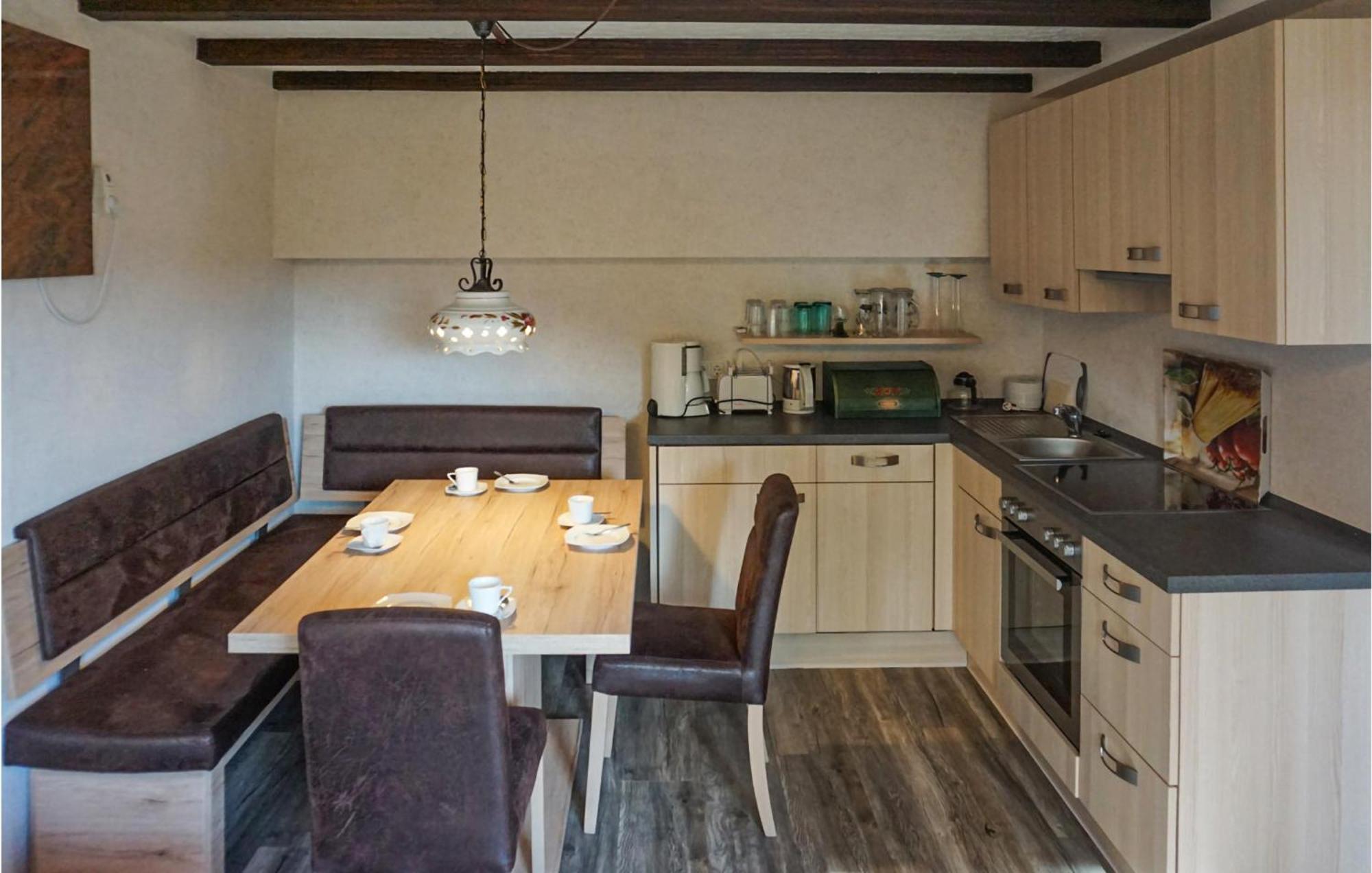 Amazing Apartment In Hinterweidenthal With Wifi 외부 사진