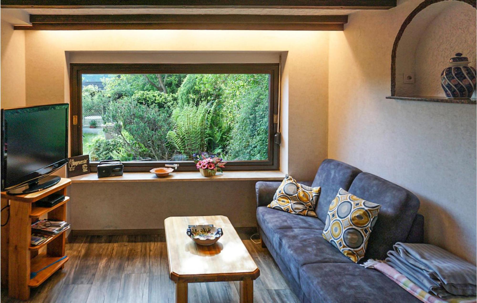 Amazing Apartment In Hinterweidenthal With Wifi 외부 사진